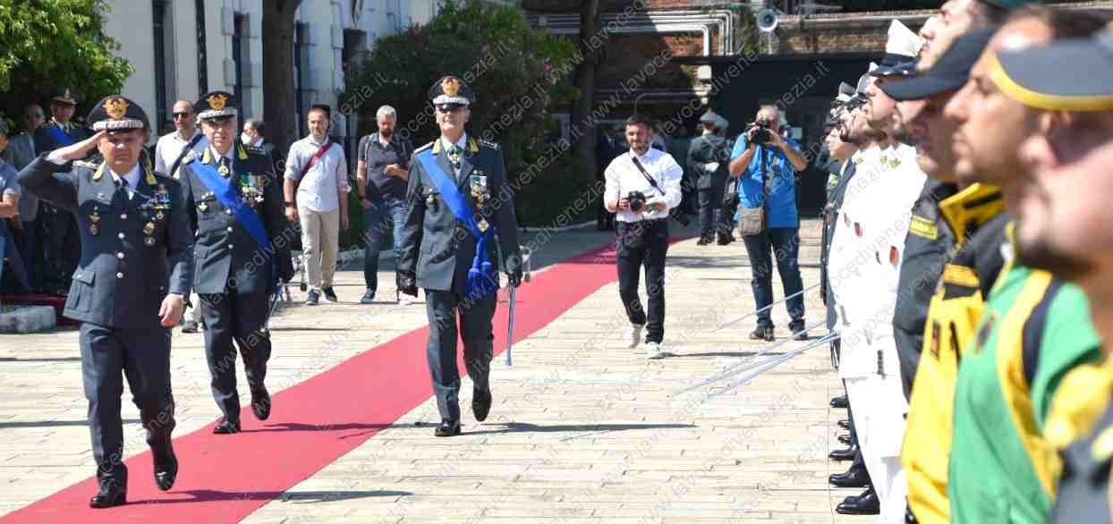 Il Generale Carmine Lopez Nuovo Comandante Interregionale Dell Italia