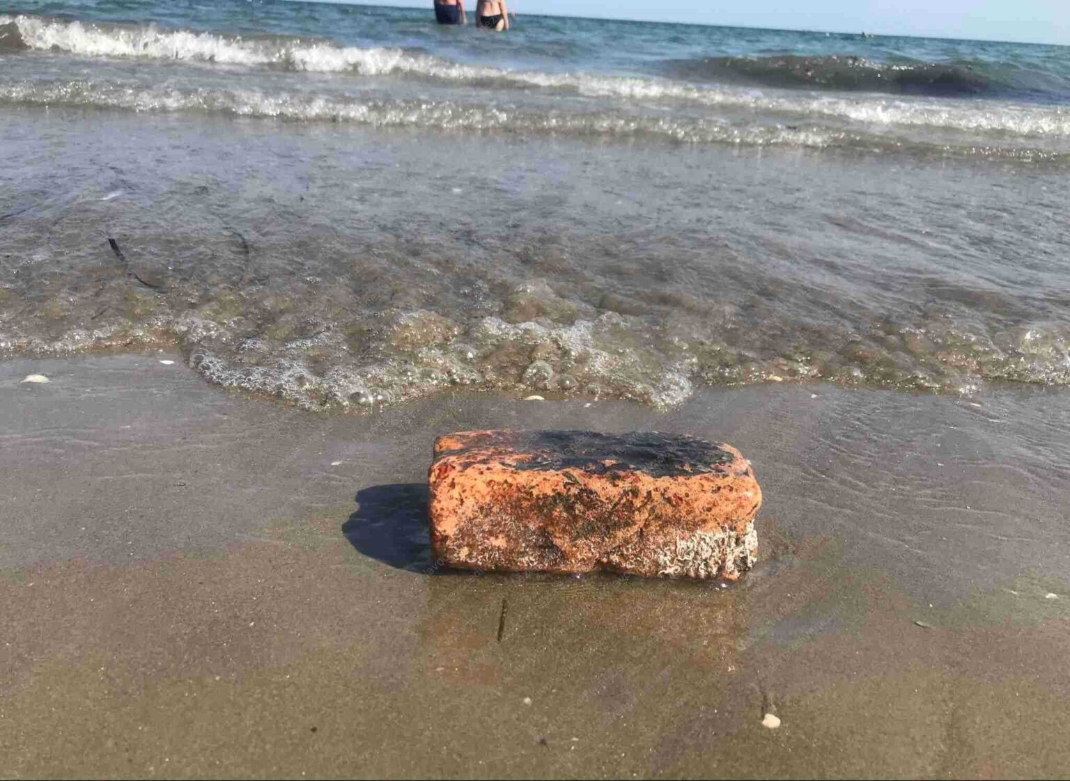 Lido Di Venezia Riaffiorano Pezzi Del Vecchio Campanile Di San Marco